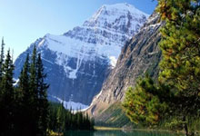 战术板｜挪威锋线一高一快，马竞中锋带哈兰德冲向世界杯.